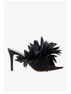 New Gianvito Rossi Daniah Crepe Slip on Heels in Black